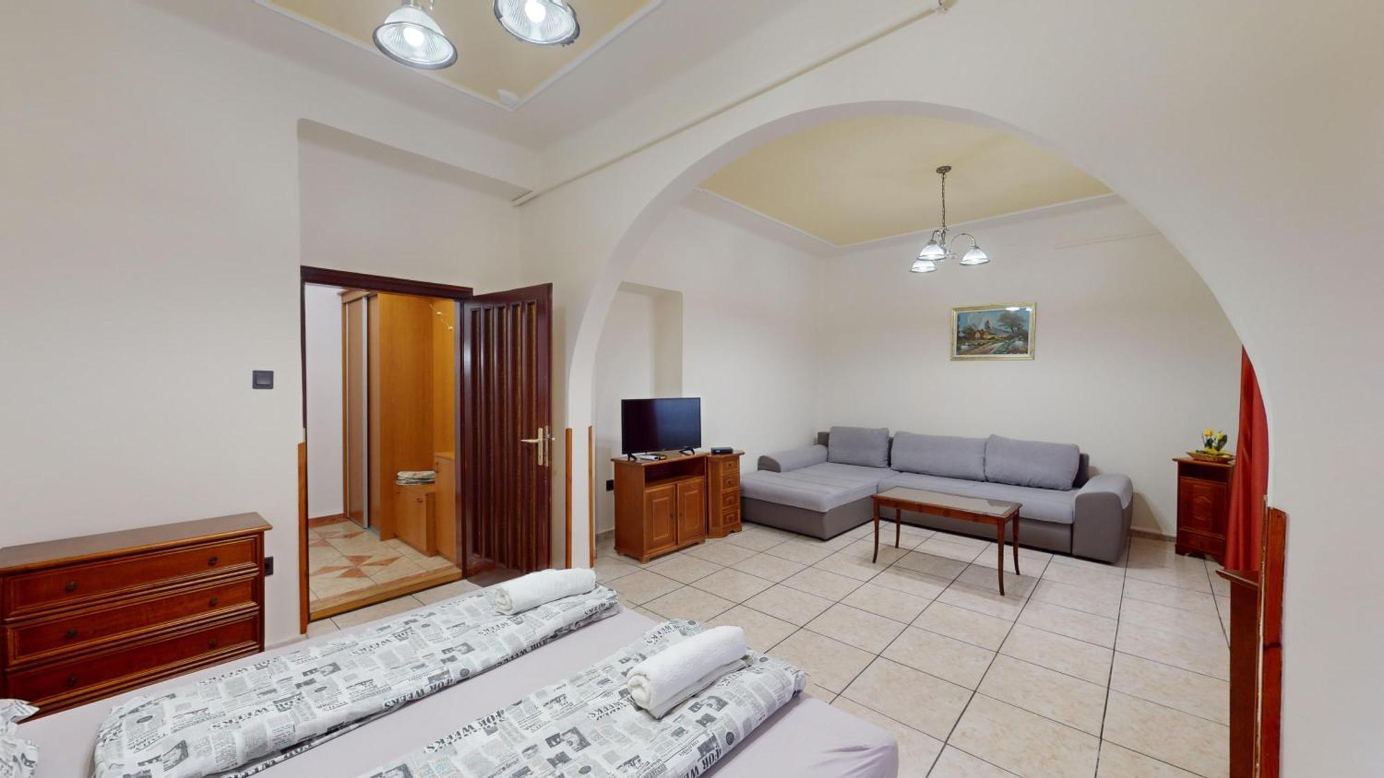 Herczeg Apartment Miskolc Exteriör bild