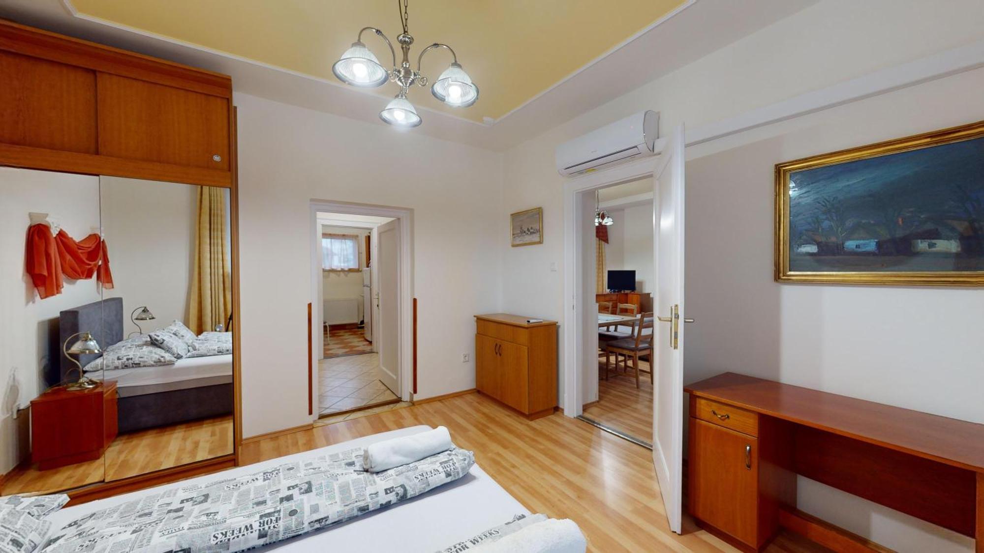 Herczeg Apartment Miskolc Exteriör bild