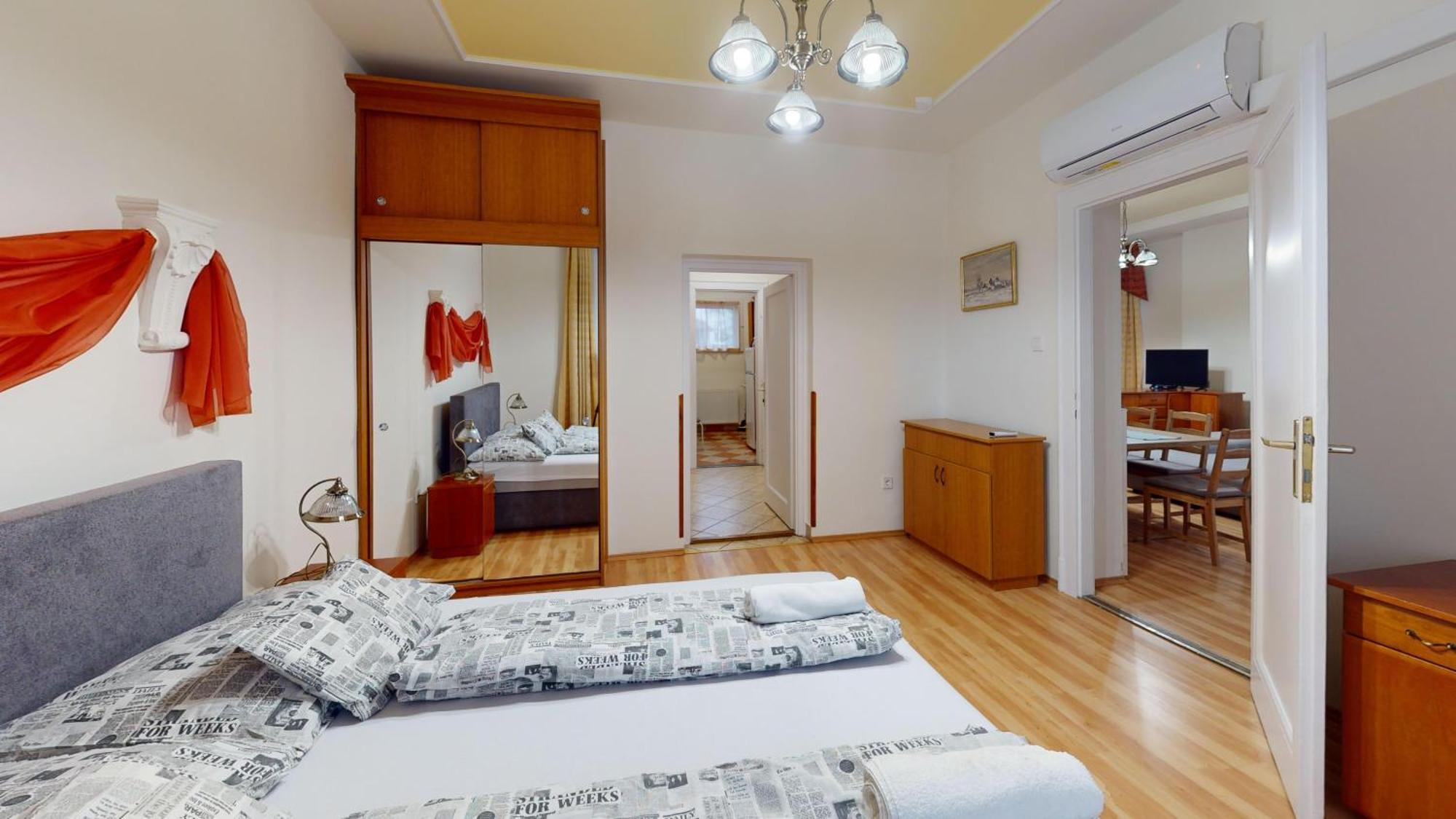 Herczeg Apartment Miskolc Exteriör bild