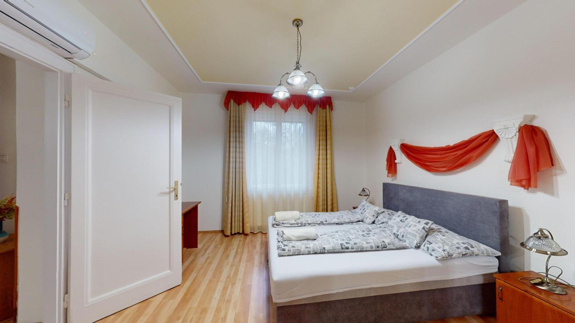 Herczeg Apartment Miskolc Exteriör bild