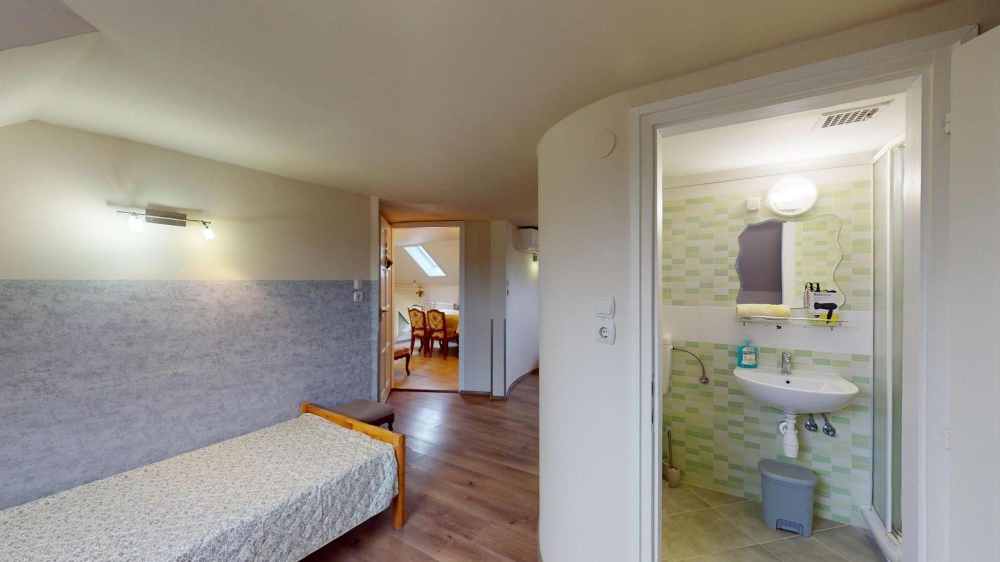 Herczeg Apartment Miskolc Exteriör bild