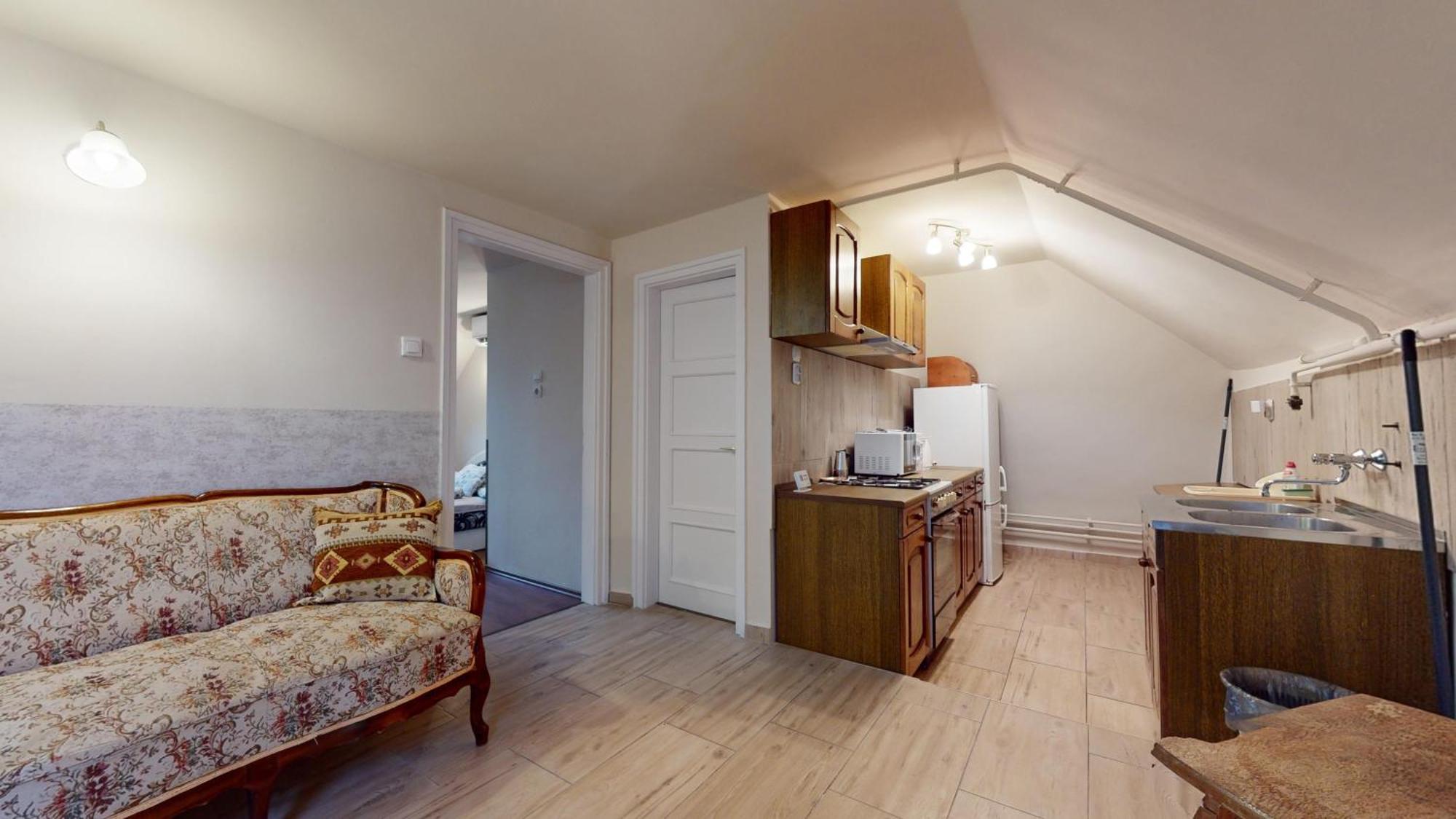 Herczeg Apartment Miskolc Exteriör bild